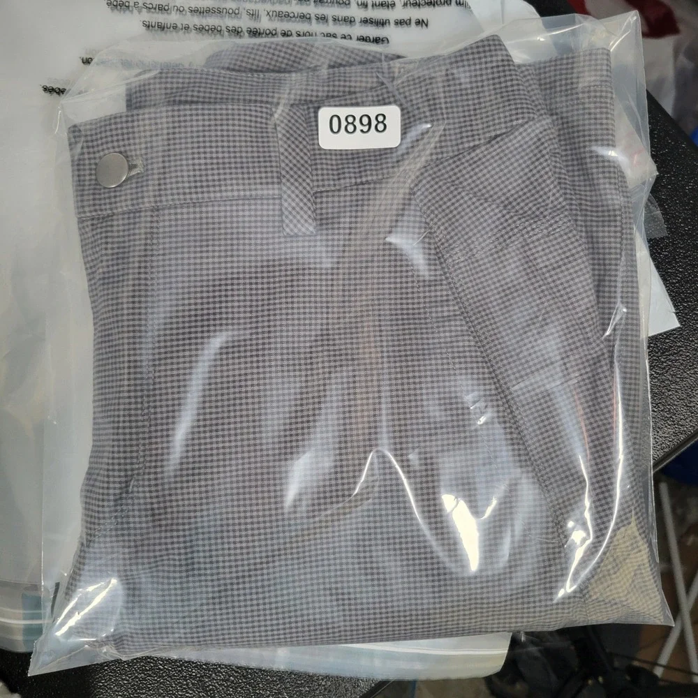 Lululemon Commission Shorts Men 32 Grey Micro Check Stretch Golf Chino 9 Inseam